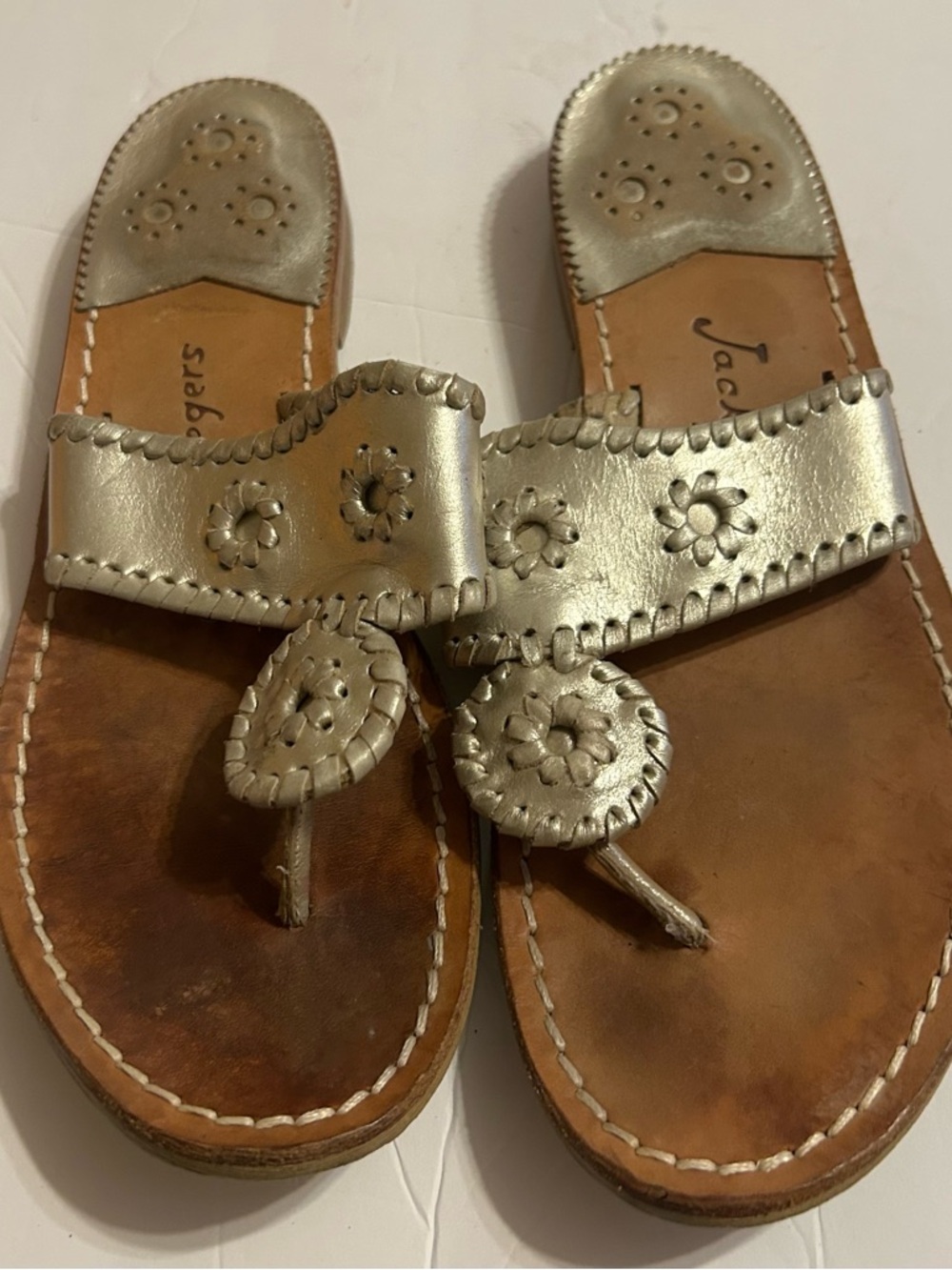 Jack Rogers gold  Leather Thong Sandals size 8